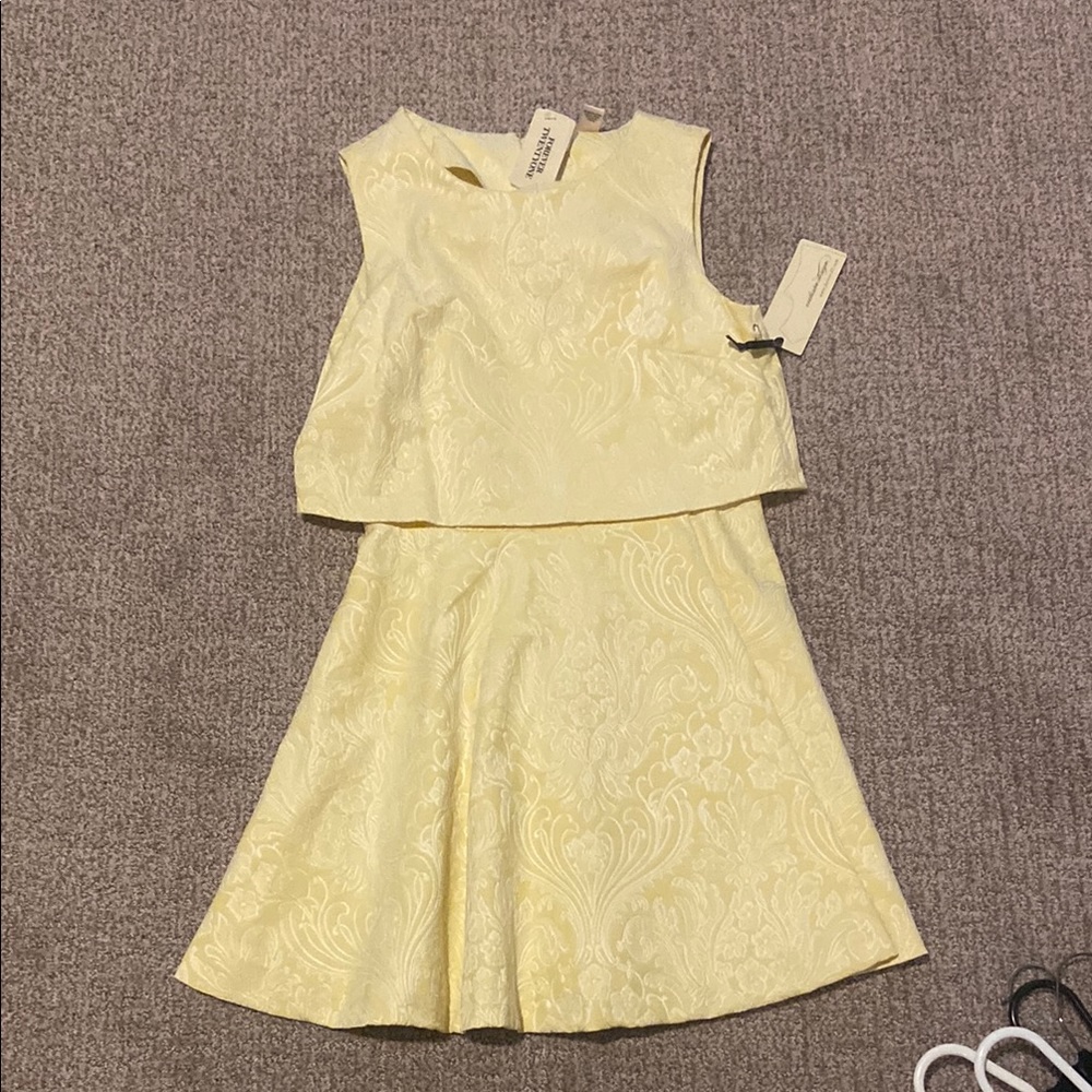Yellow A-Line Midi Dress Sleeveless Crew Neck